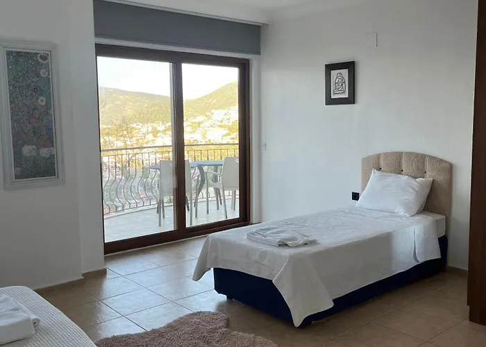 Deniz * Kalkan